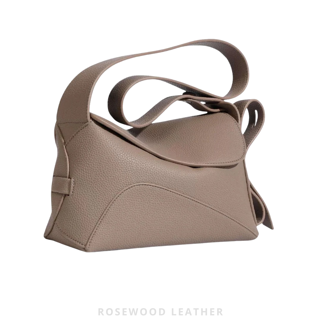 Timless Curve Shoulder Bag