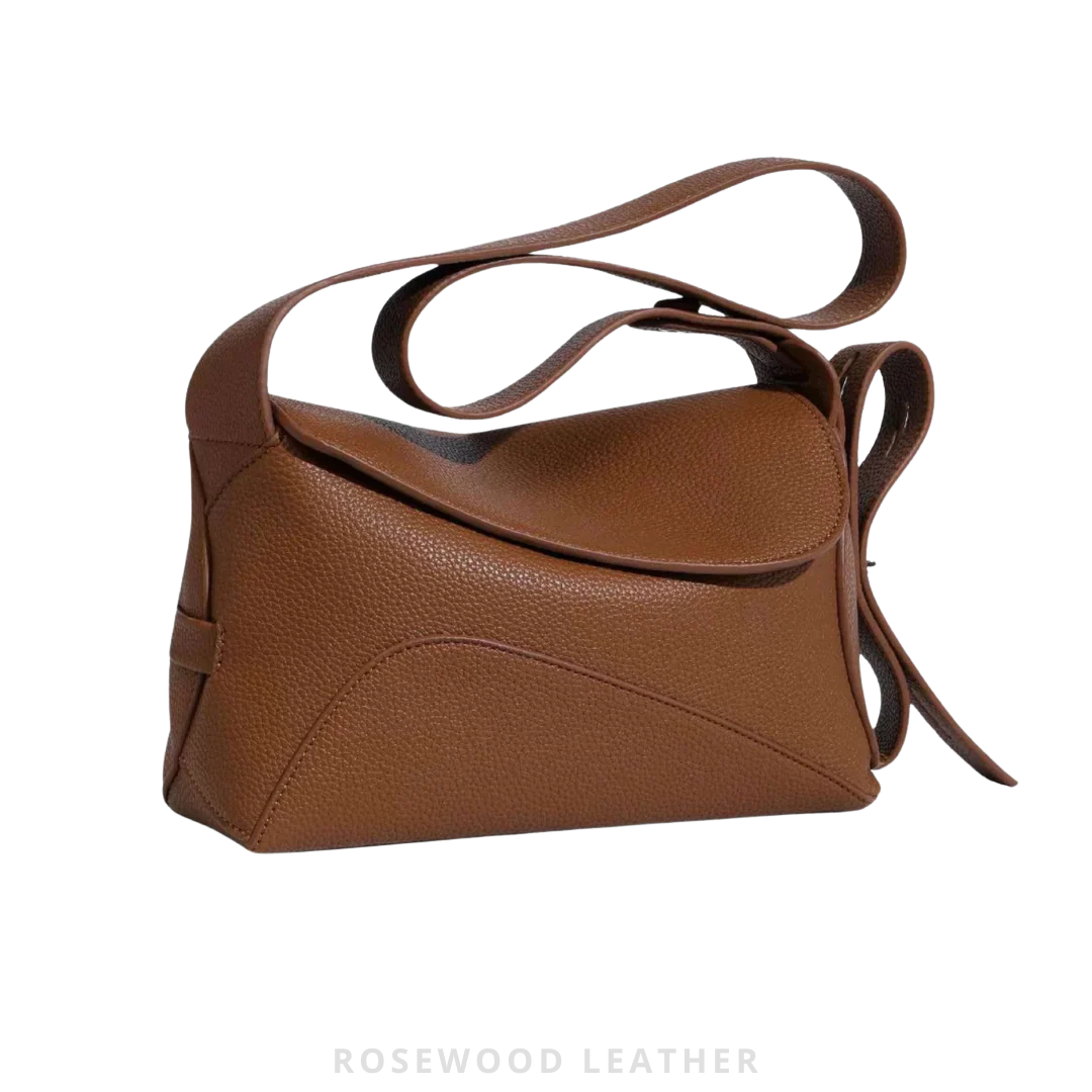 Timless Curve Shoulder Bag
